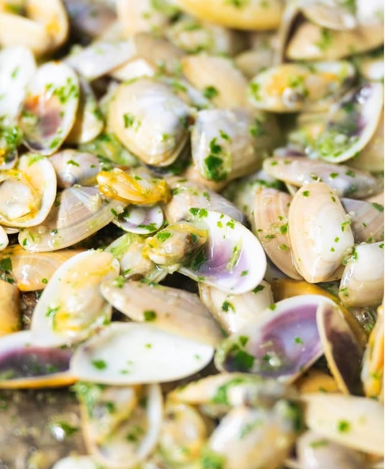 Clams sautéed with garlic and parsley